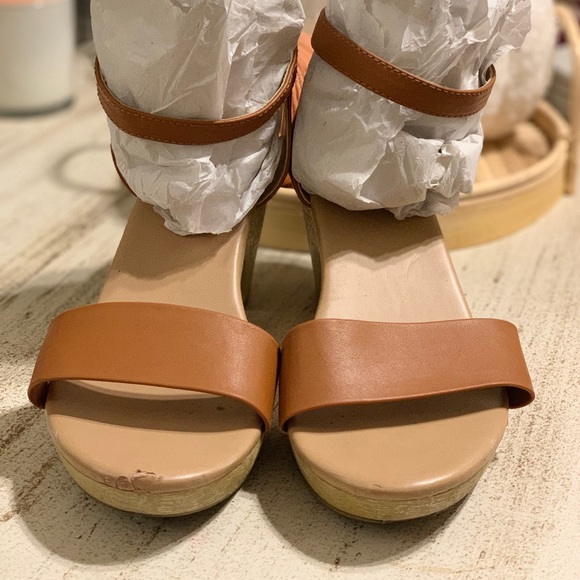 Brown Ankle Strap Sandals Old Navy - Picture 2 of 5
